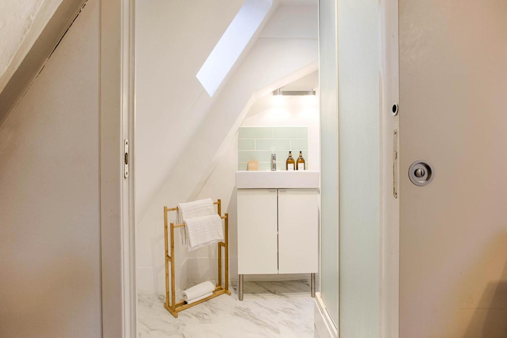 La Casa Amore — Joli Nid Douillet Place St-Sauveur Кан Экстерьер фото